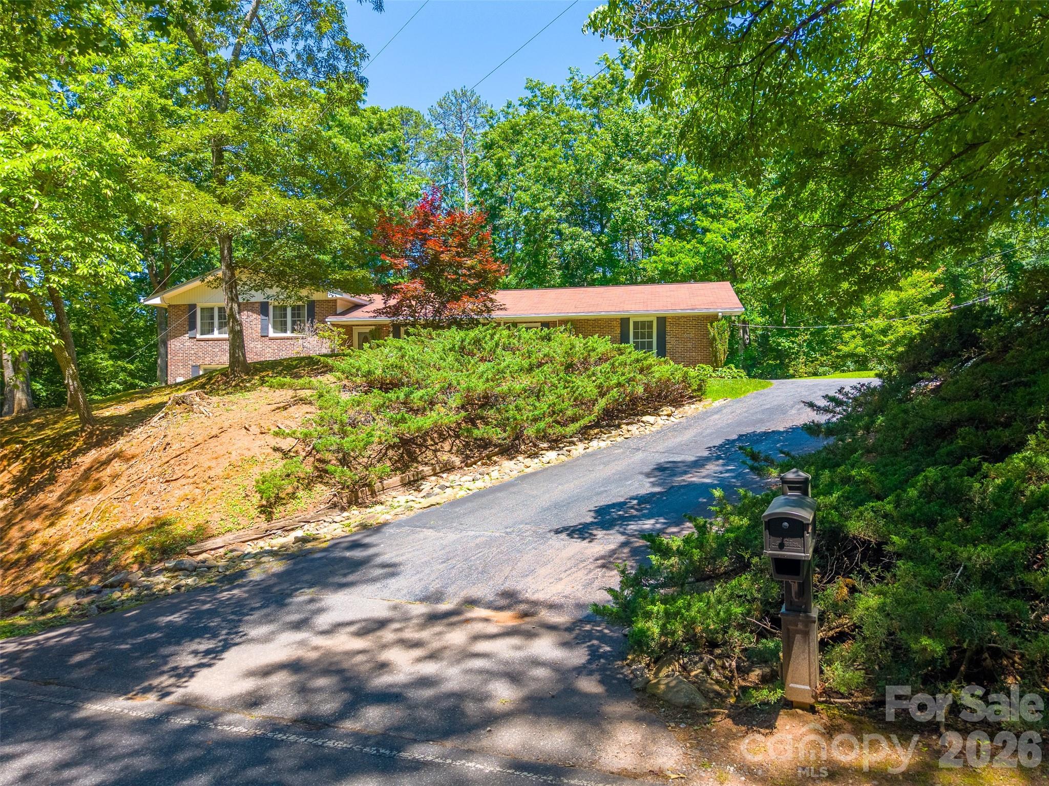 1747 University Heights Road Cullowhee, NC 28723 - Photo 2 of 45 Gallery Image 2