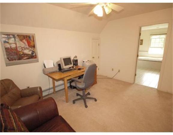 32 Brigham Road Berlin, MA 01503 - Photo 15 of 19 Gallery Image 15
