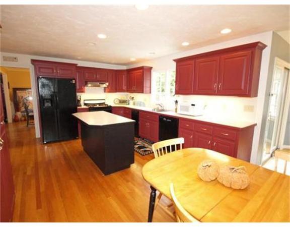 32 Brigham Road Berlin, MA 01503 - Photo 3 of 19 Gallery Image 3