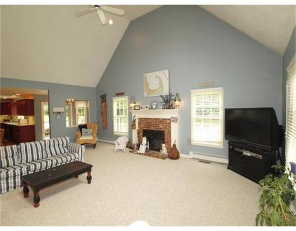 32 Brigham Road Berlin, MA 01503 - Photo 8 of 19 Gallery Image 8
