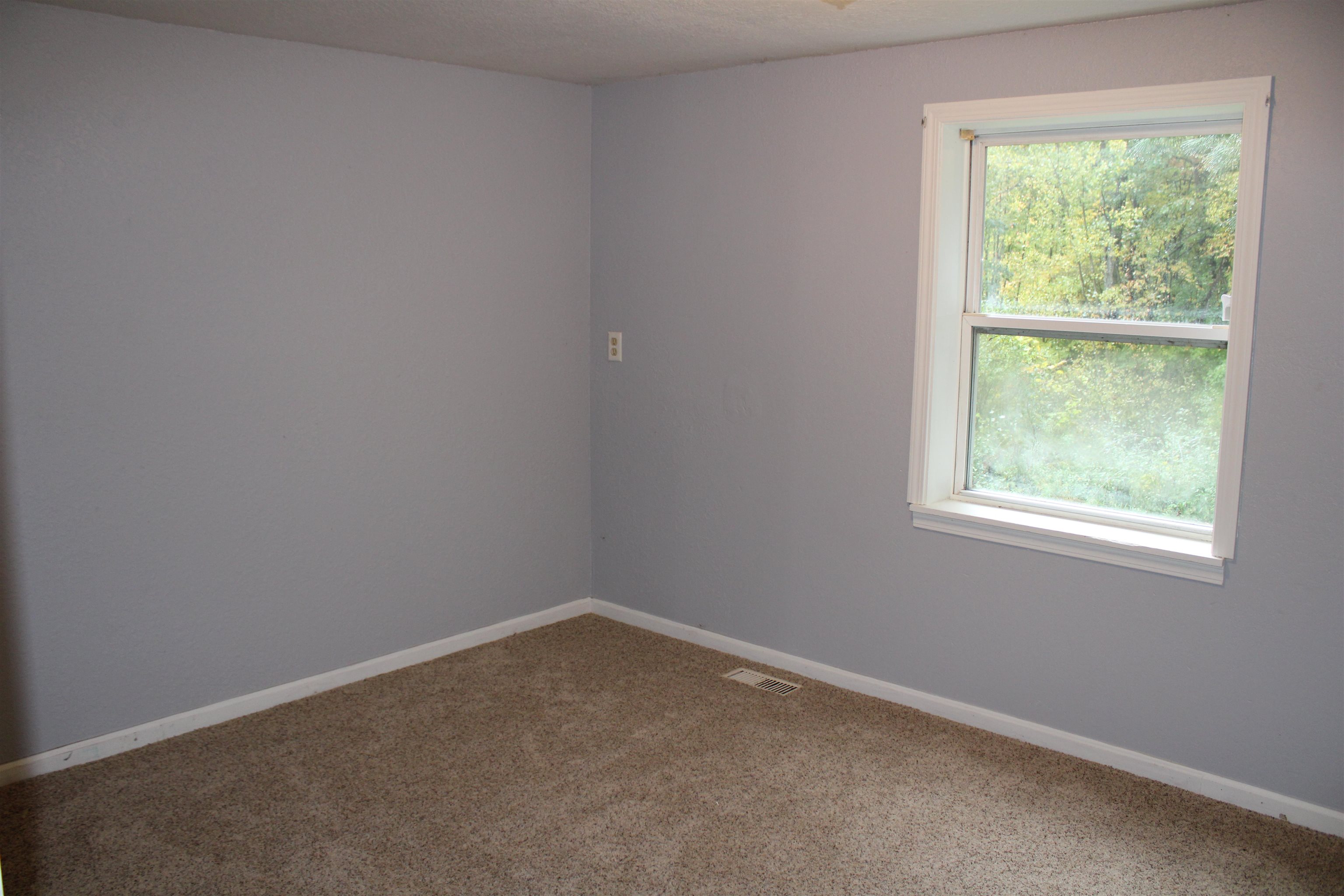 2183 West Deerfield Road Mount Pleasant, MI 48858 - Photo 21 of 22 1905676-20.JPG