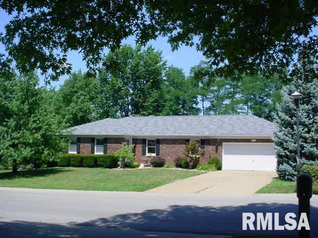 3019 Cabot Road Quincy, IL 62301 - Photo 1 of 6 Gallery Image 1