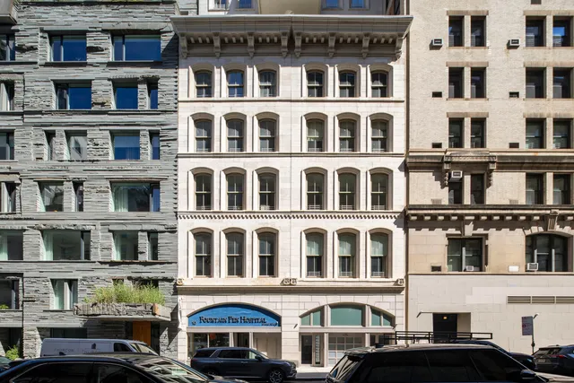 $15,000 | 8 Warren Street, Unit 2W | TriBeCa