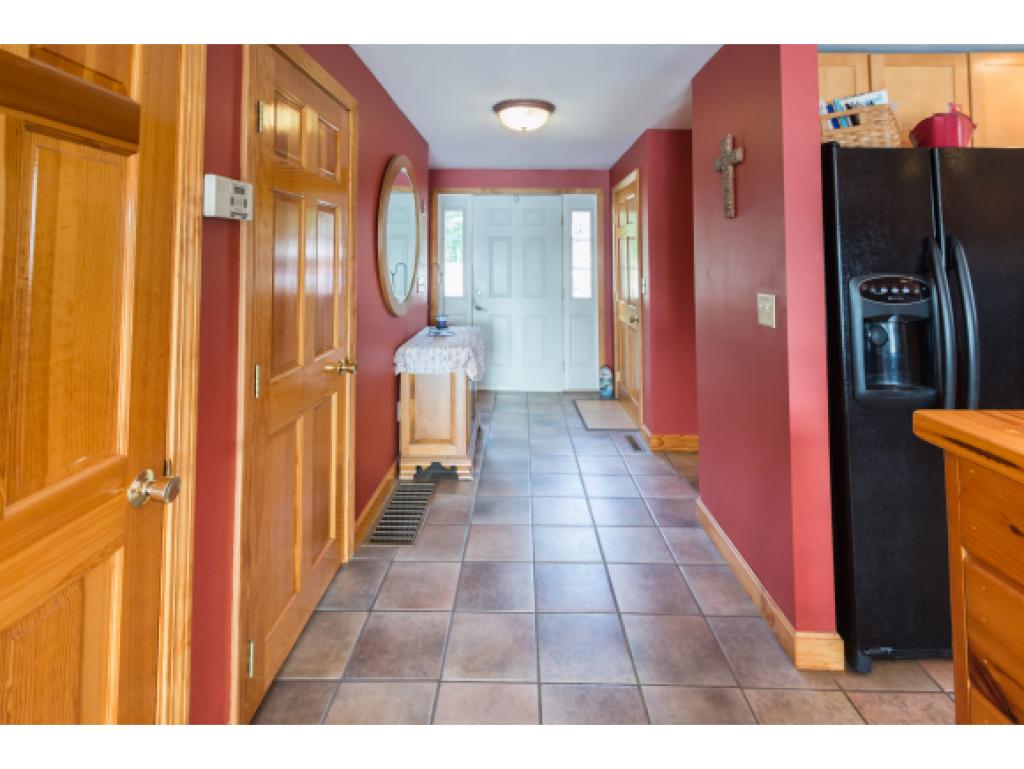 19 Highland Road Kingston, NH 03848 - Photo 5 of 22 Gallery Image 5