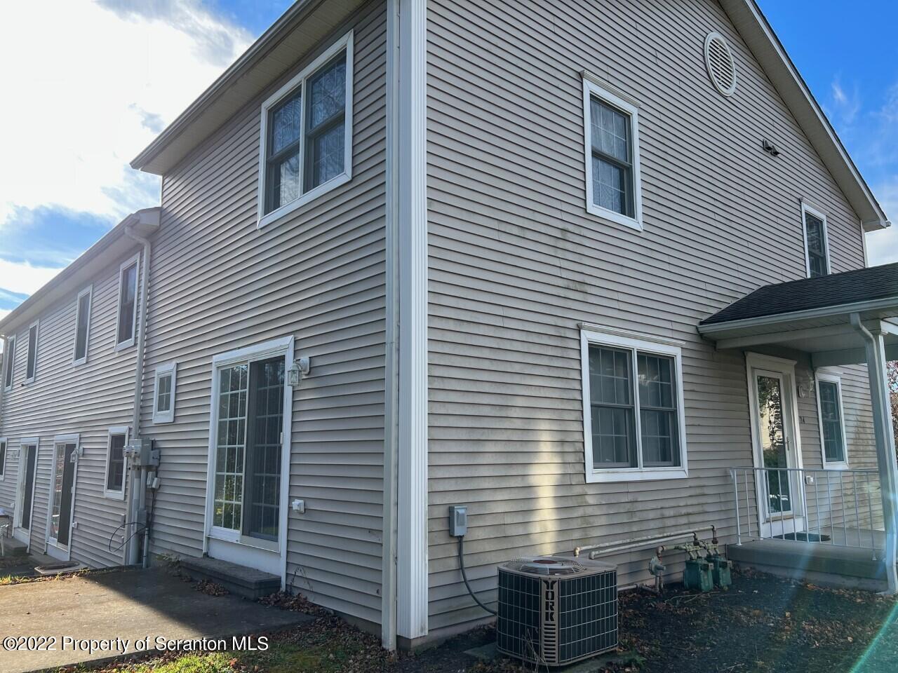 24 Waterford Road Clarks Summit, PA 18411 - Photo 4 of 22 Gallery Image 4
