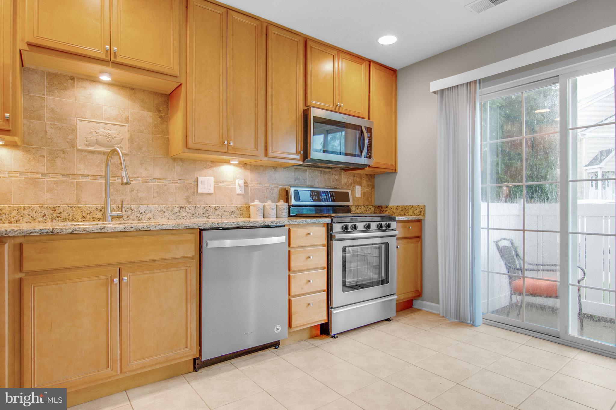 201 Flagstone Road, Unit 5 Chester Springs, PA 19425 - Photo 10 of 30 Kitchen