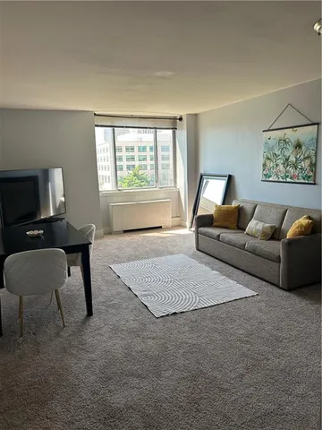 $110,000 | 600 East 8th Street, Unit 7P, Kansas City, MO 64106