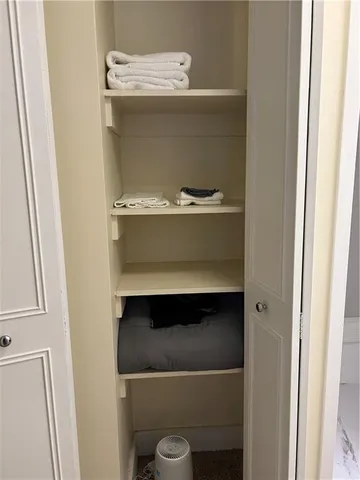 $110,000 | 600 East 8th Street, Unit 7P, Kansas City, MO 64106