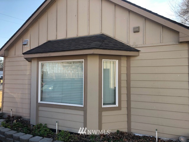 91 Selah Naches Road Selah, WA 98942 - Photo 4 of 8 Gallery Image 4