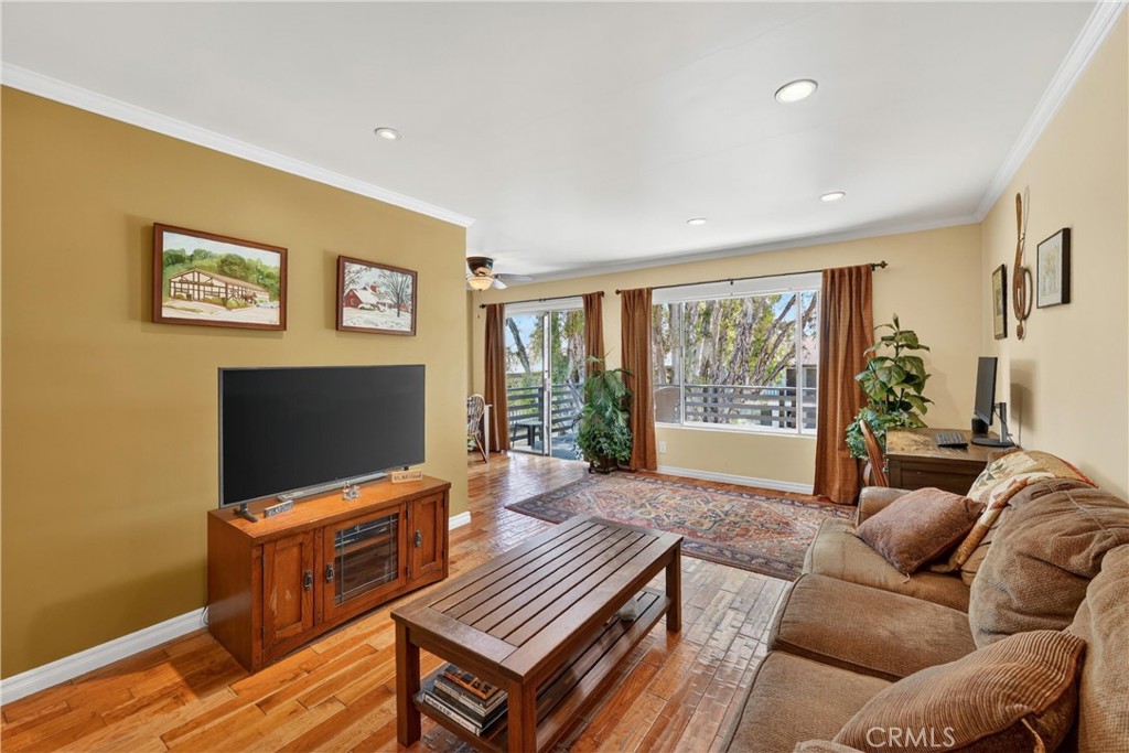 1200 West Lambert Road, Unit 22 La Habra, CA 90631 - Photo 5 of 27 Living room