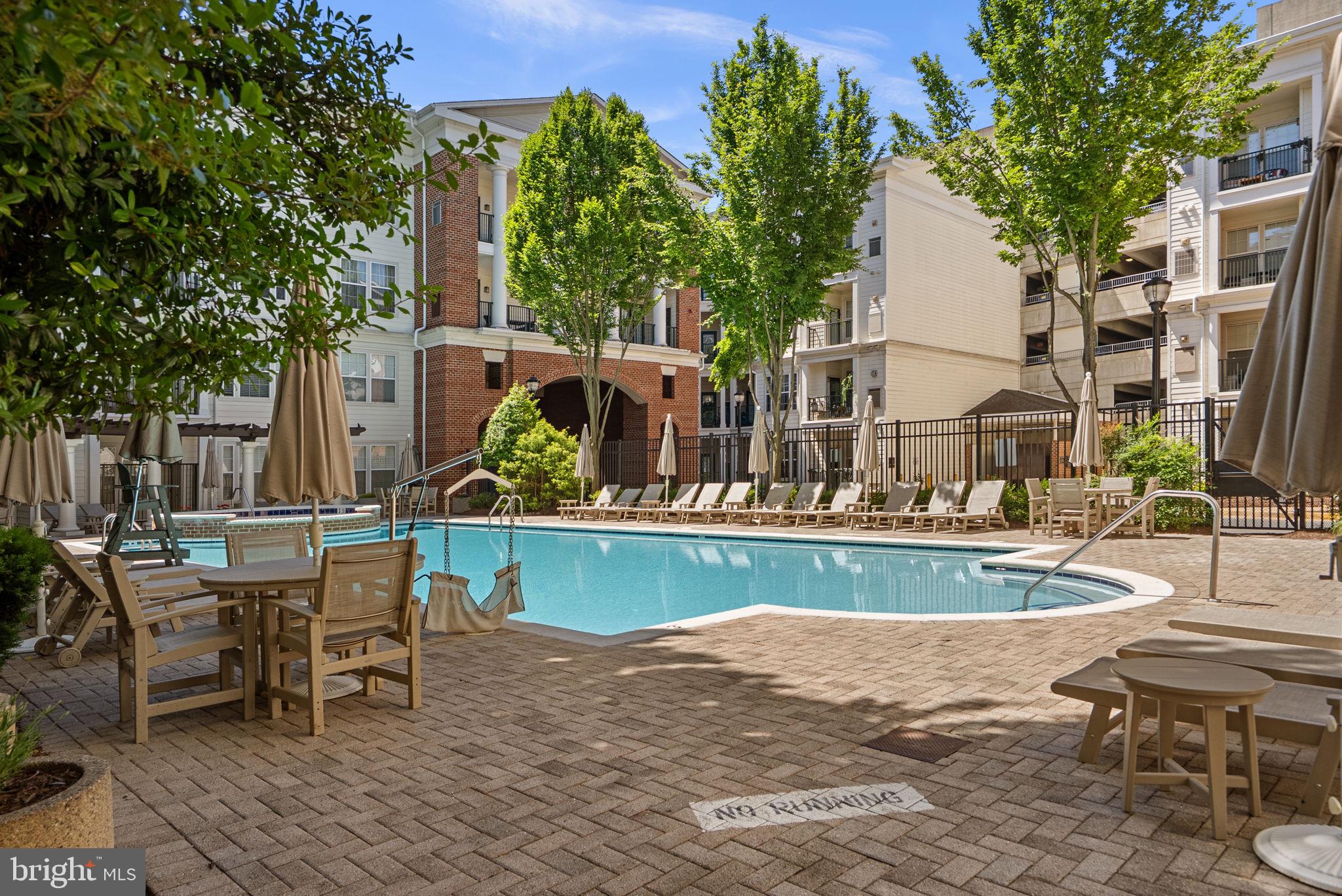 27 Booth Street, Unit 346 Gaithersburg, MD 20878 - Photo 28 of 29 Pool