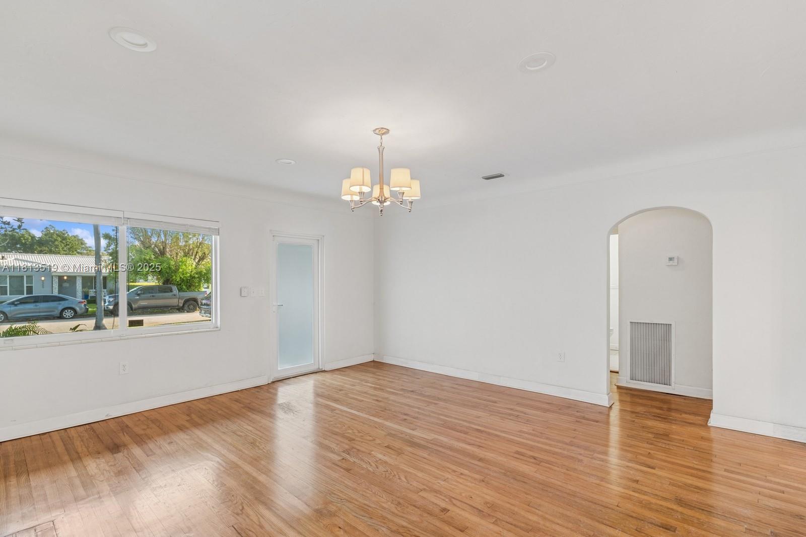 2350 Southwest 26th Street Miami, FL 33133 - Photo 5 of 20