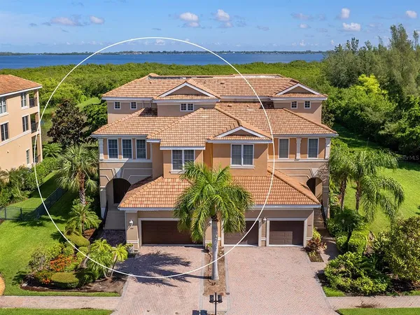 $3,950 | 9111 43rd Terrace West, Bradenton, FL 34209