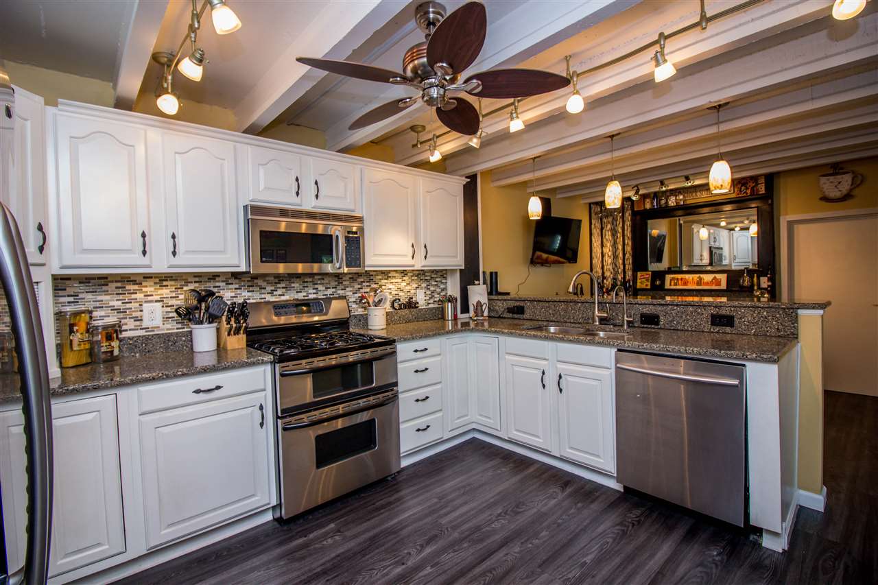 10586 Jefferson Road Osceola, IN 46561 - Photo 4 of 36 Gallery Image 4