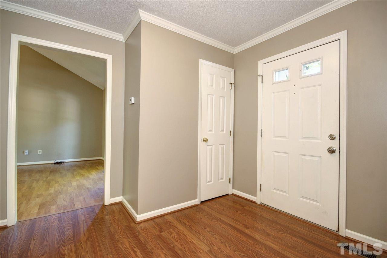 112 Arrow Head Way Cary, NC 27513 - Photo 4 of 25