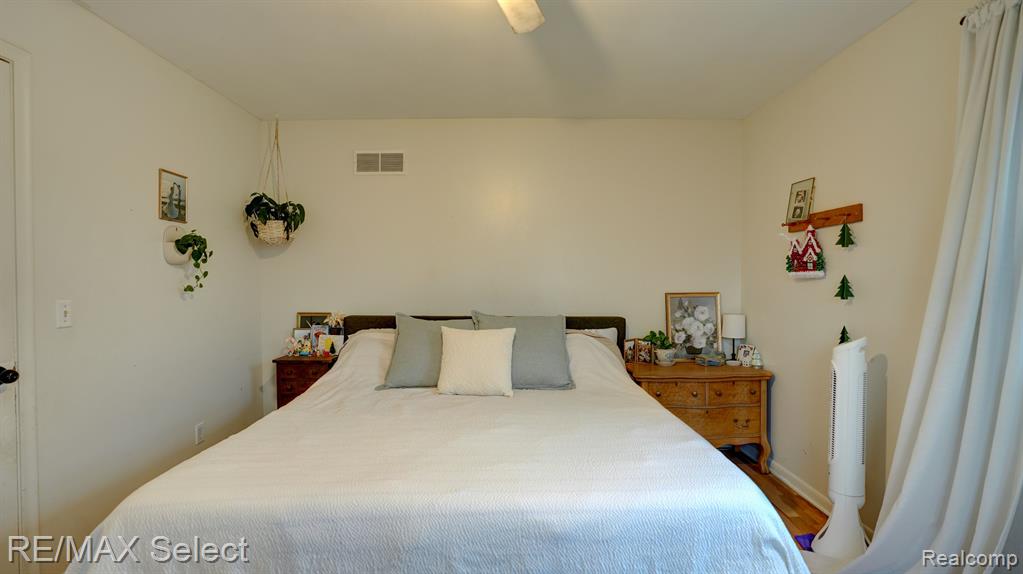 5108 Middleboro Road Grand Blanc, MI 48439 - Photo 14 of 24 Gallery Image 14