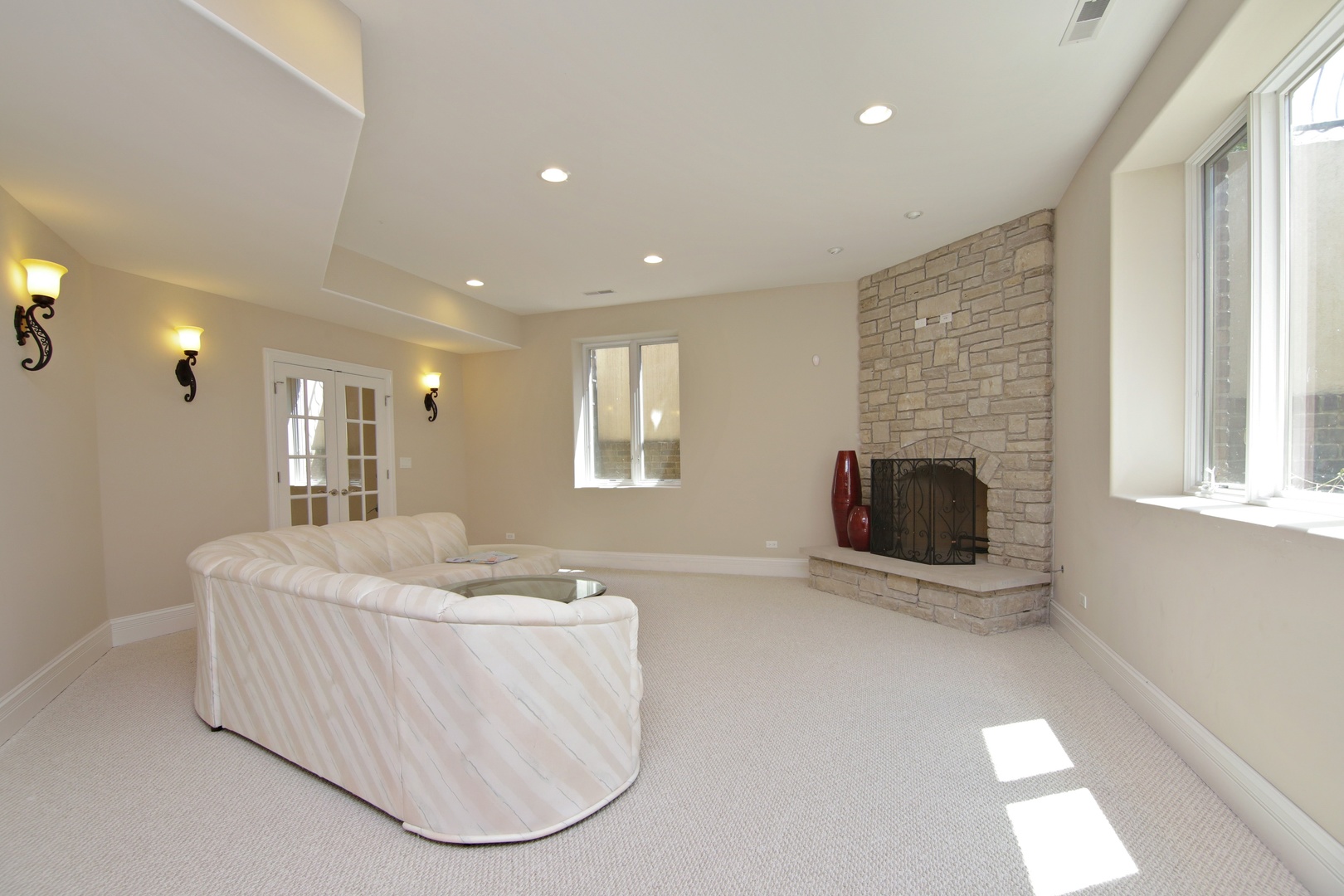 2283 Scott Road Northbrook, IL 60062 - Photo 26 of 33 a living room with furniture and a flat screen tv