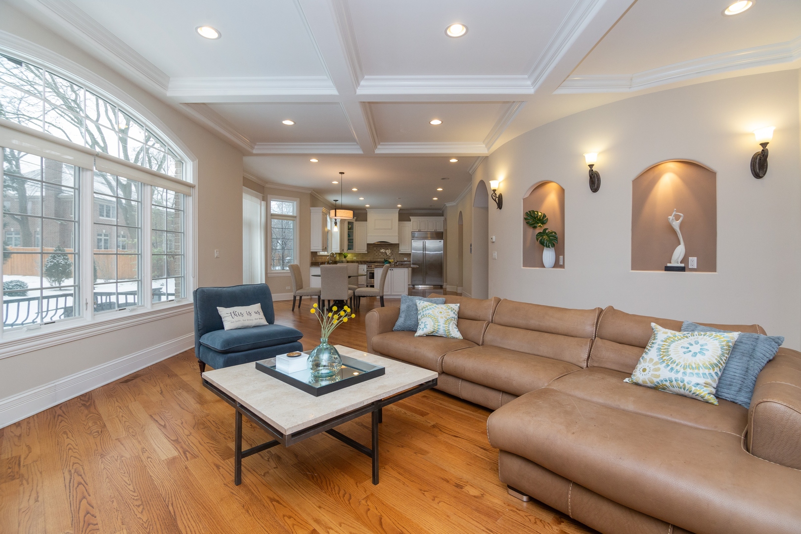 2283 Scott Road Northbrook, IL 60062 - Photo 6 of 33 a living room with furniture and a table