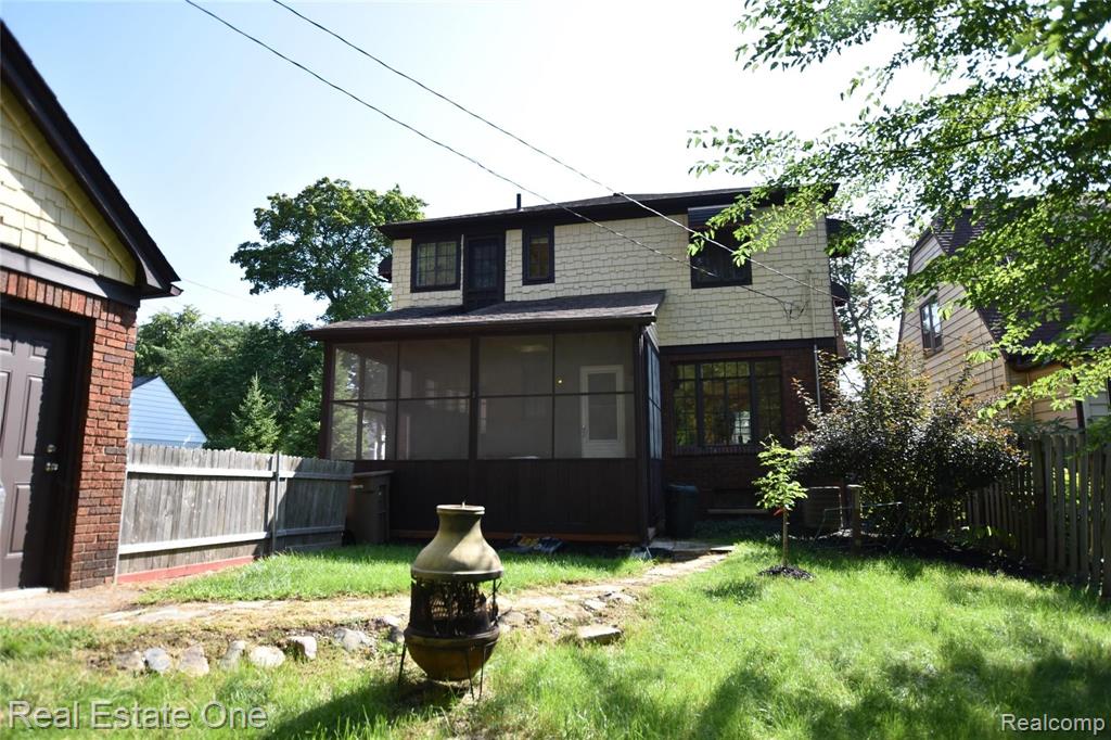 206 Chippewa Road Pontiac, MI 48341 - Photo 34 of 35