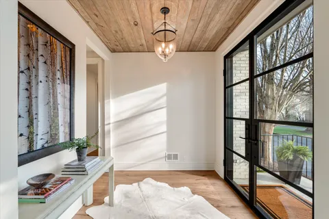 $2,225,000 | 75 Concord Park West, Nashville, TN 37205