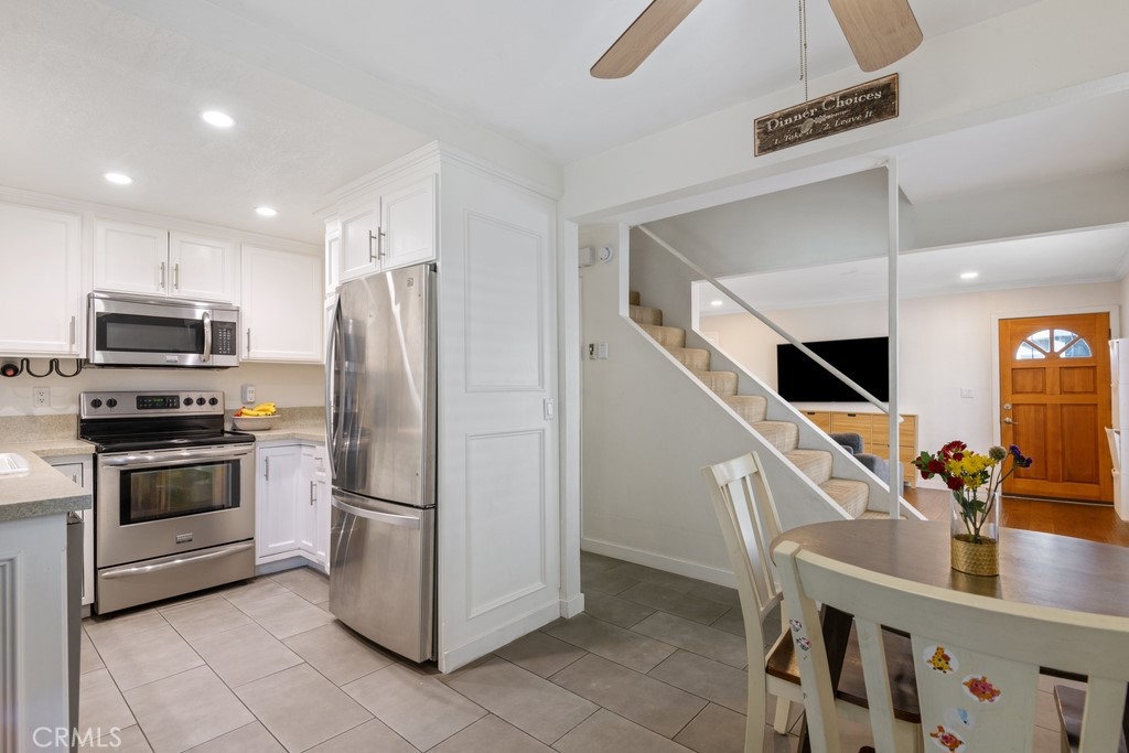 10403 Stratton Court Cypress, CA 90630 - Photo 7 of 22