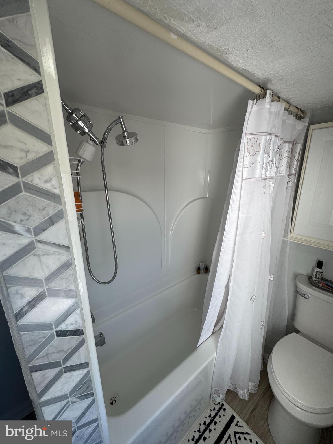 6226 Clevelandtown Road Boonsboro, MD 21713 - Photo 24 of 49 Tub/Shower