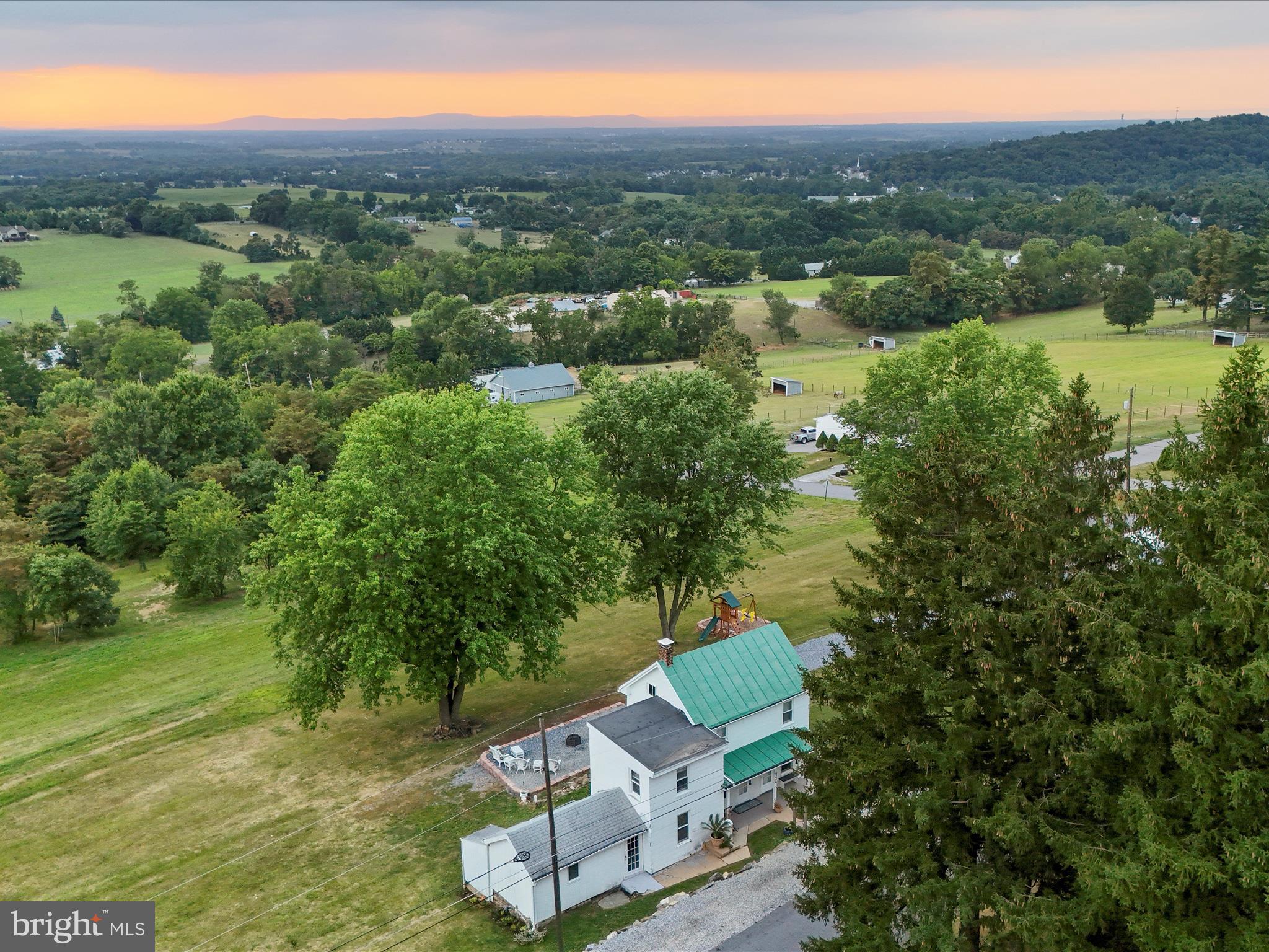 6226 Clevelandtown Road Boonsboro, MD 21713 - Photo 30 of 49 Stunning Sunsets