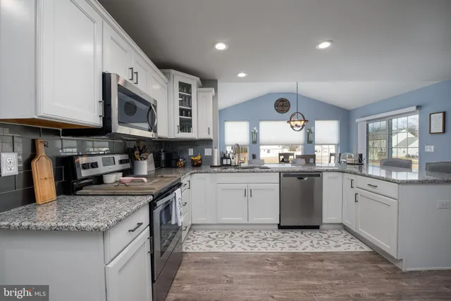 $430,000 | 91 River Cliff Circle, Felton, DE 19943