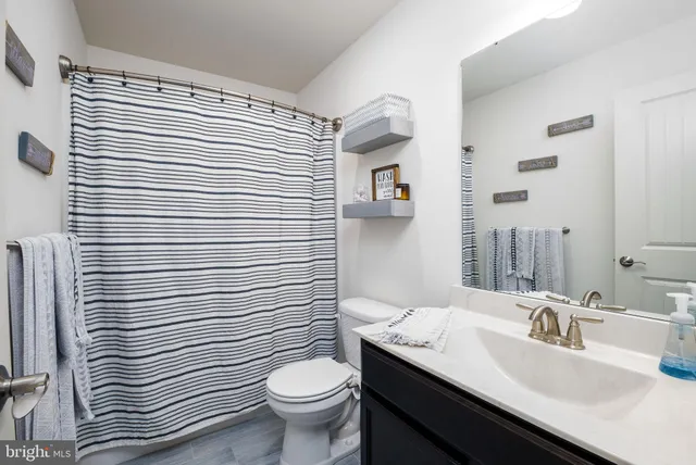 $430,000 | 91 River Cliff Circle, Felton, DE 19943