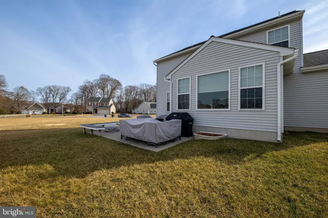 $430,000 | 91 River Cliff Circle, Felton, DE 19943