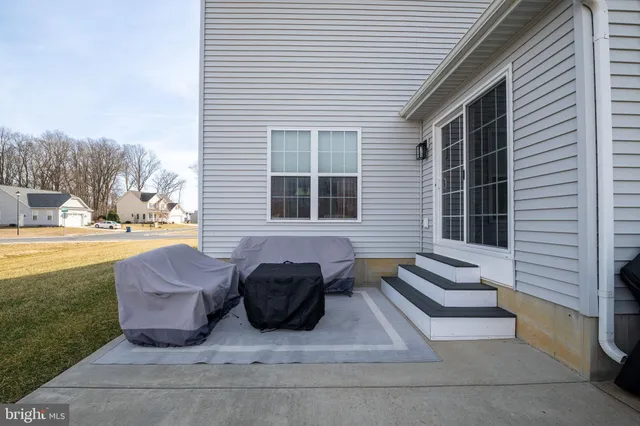 $430,000 | 91 River Cliff Circle, Felton, DE 19943