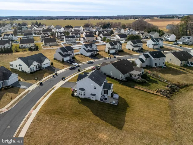 $430,000 | 91 River Cliff Circle, Felton, DE 19943