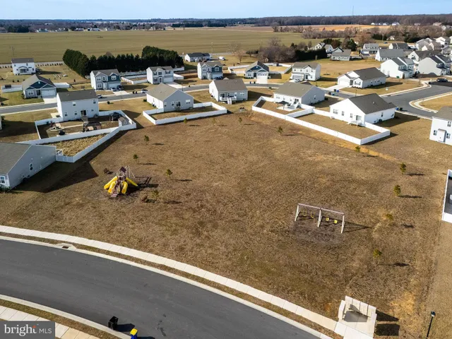 $430,000 | 91 River Cliff Circle, Felton, DE 19943