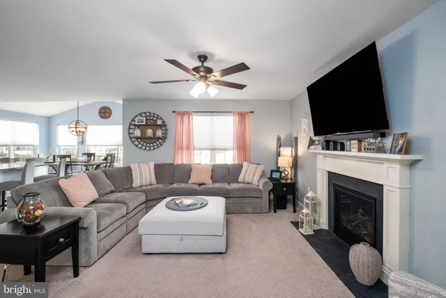 $430,000 | 91 River Cliff Circle, Felton, DE 19943