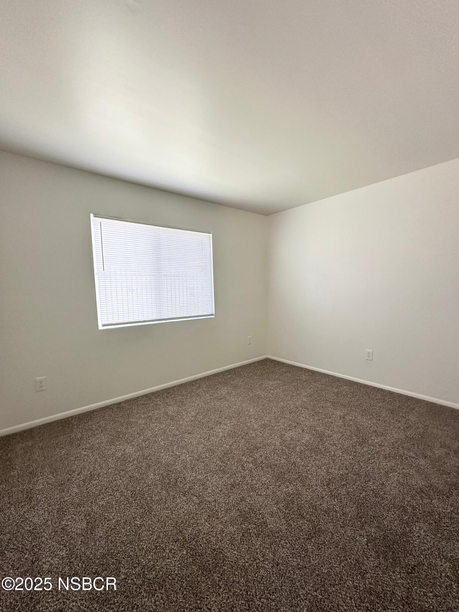 521 North S Street, Unit B Lompoc, CA 93436 - Photo 4 of 9 13