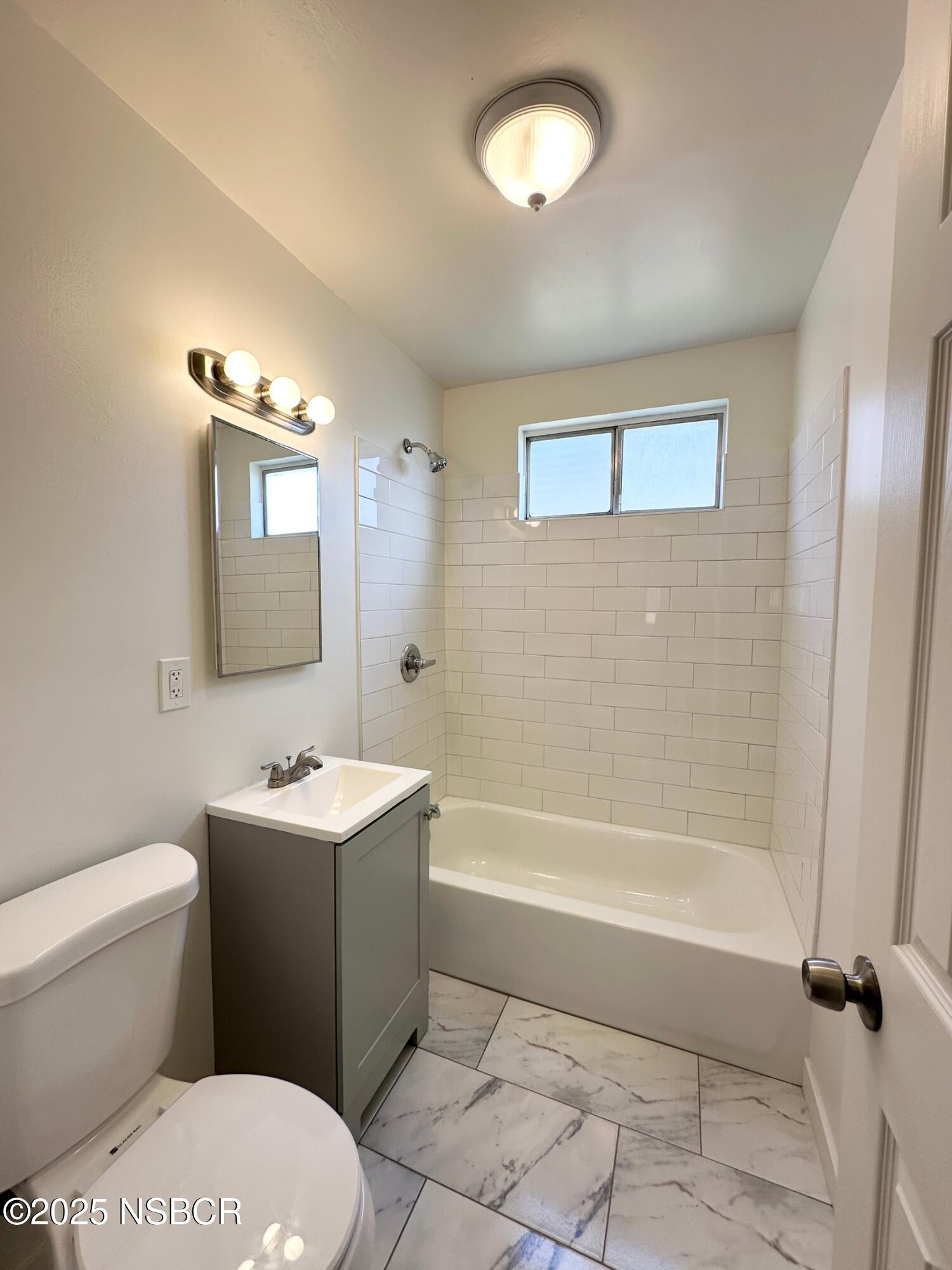 521 North S Street, Unit B Lompoc, CA 93436 - Photo 9 of 9 17