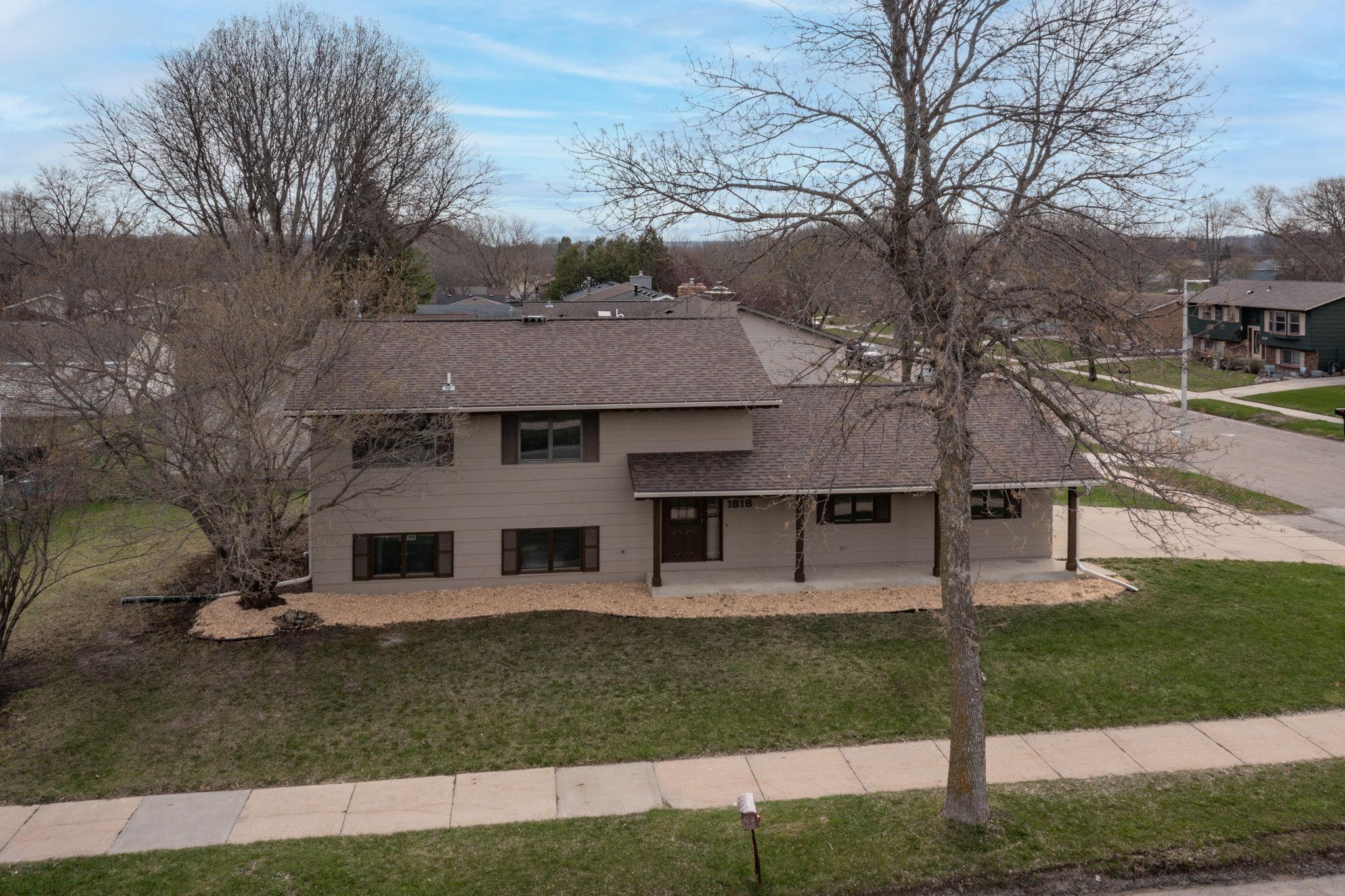 1818 9th Avenue Southeast Rochester, MN 55904 - Photo 1 of 1 Gallery Image 1