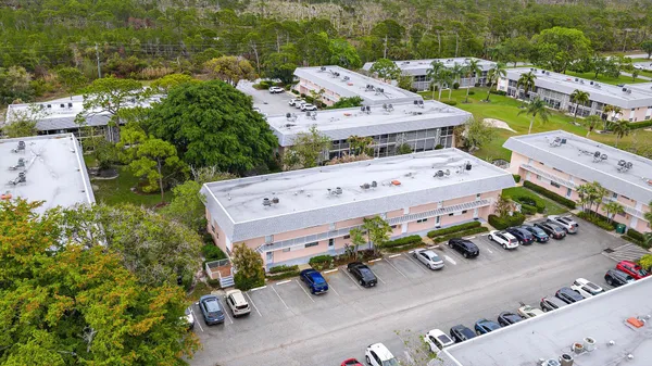 $159,000 | 18081 Southeast Country Club Drive, Unit 651, Jupiter, FL 33469