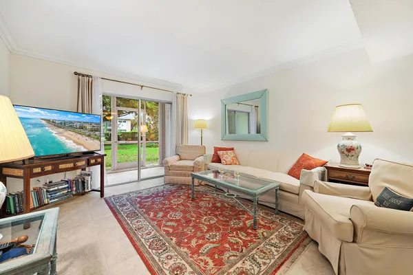 $159,000 | 18081 Southeast Country Club Drive, Unit 651, Jupiter, FL 33469