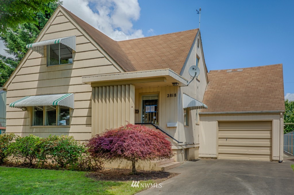 2818 Fir Street Longview, WA 98632 - Photo 1 of 13 Gallery Image 1