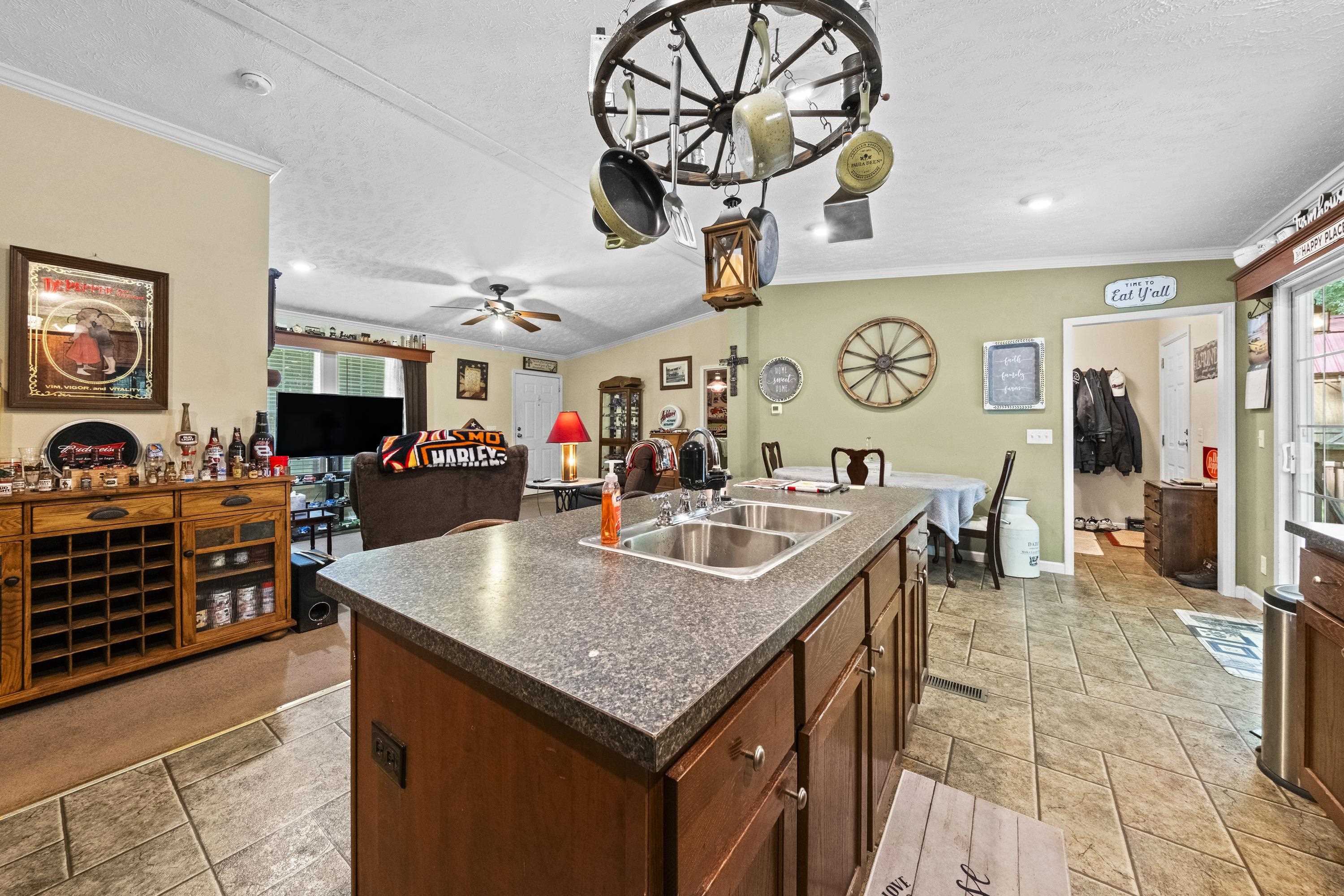 629 New Buckley Road Ashland, KY 41102 - Photo 8 of 29