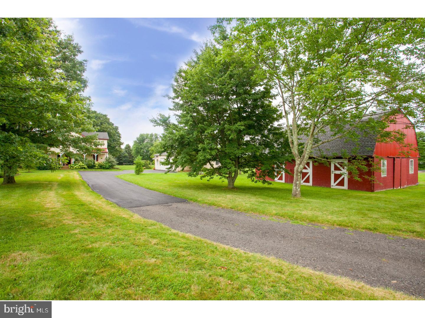 4233 Stump Road Doylestown, PA 18902 - Photo 6 of 25