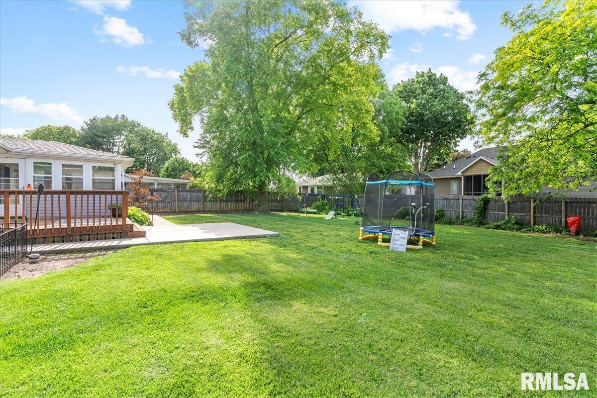 2605 Cardifs Avenue Springfield, IL 62704 - Photo 36 of 37