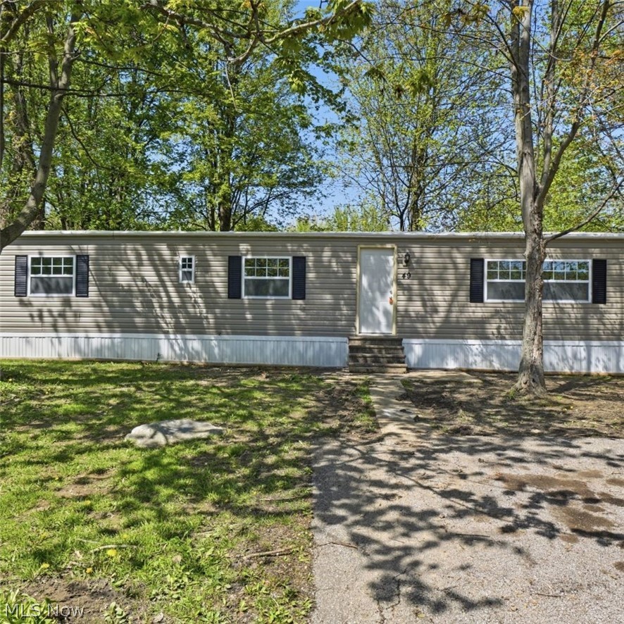 3583 Austin Road, Unit 49 Geneva, OH 44041 - Photo 1 of 24