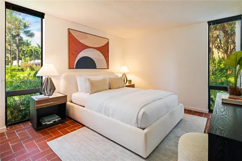 $1,975,000 | 6400 Southwest 133rd Drive, Pinecrest, FL 33156