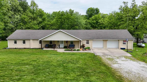 $359,000 | 9203 North Hickory Grove Road, Dubois, IN 47527