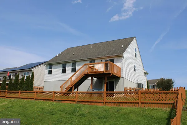 $2,700 | 114 Creekview Drive, Paradise, PA 17562