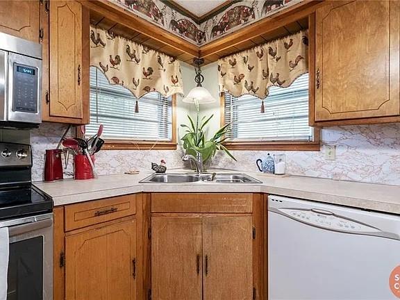 501 West College Street Rising Star, TX 76471 - Photo 10 of 30