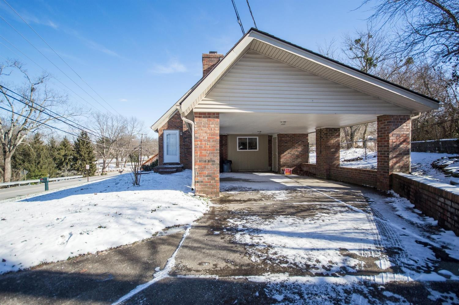 616 Barnes Mill Road Richmond, KY 40475 - Photo 6 of 25 Listing Photo