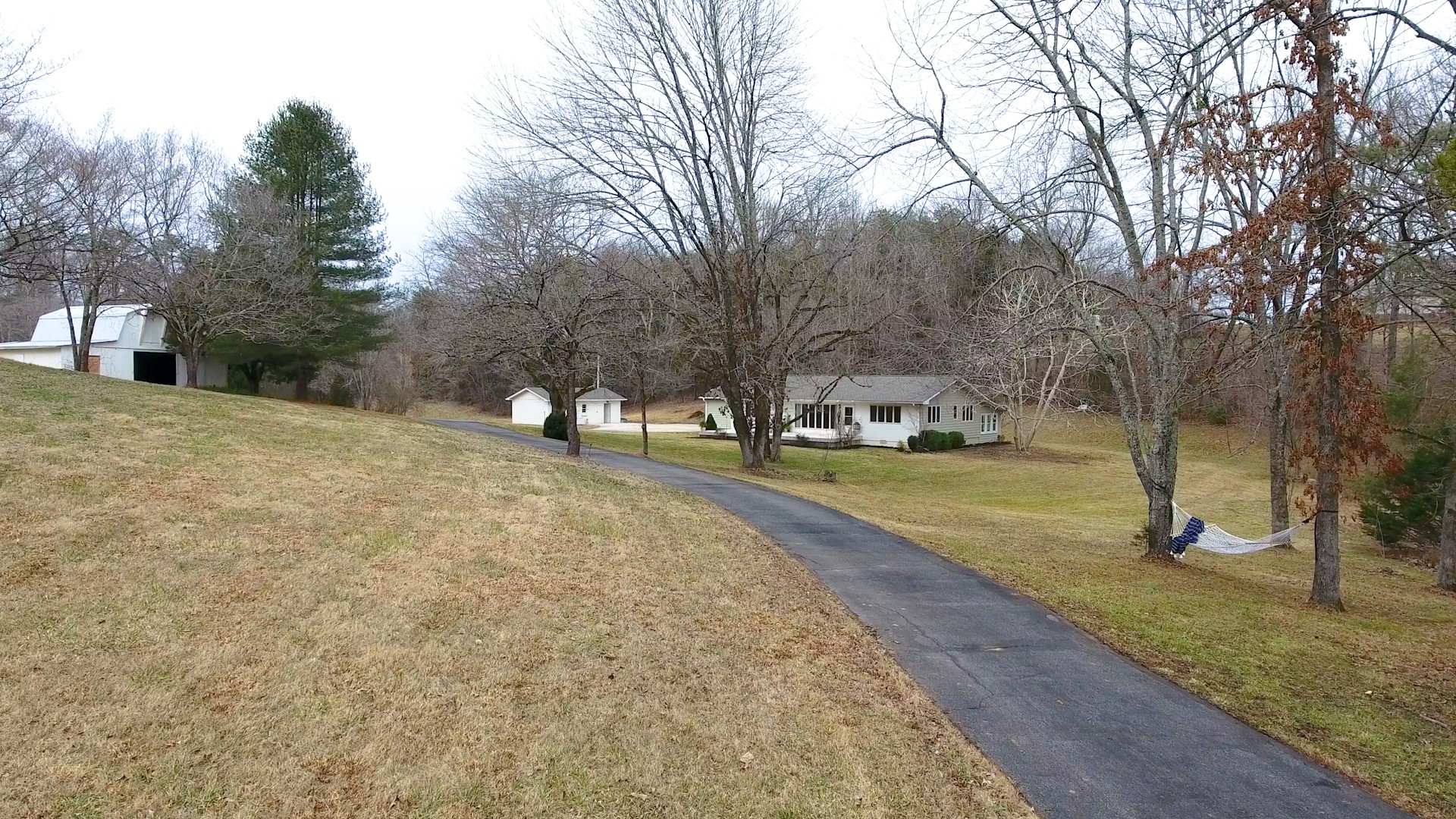 325 Rives Road Sparta, TN 38583 - Photo 2 of 40 Gallery Image 2